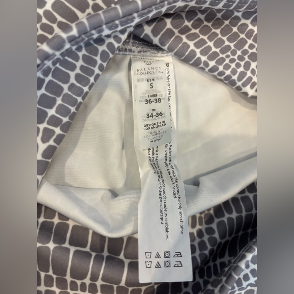 Balance Collection Crocodile Print Leggings Grey&White High-Waisted Size Small - Picture 7 of 7